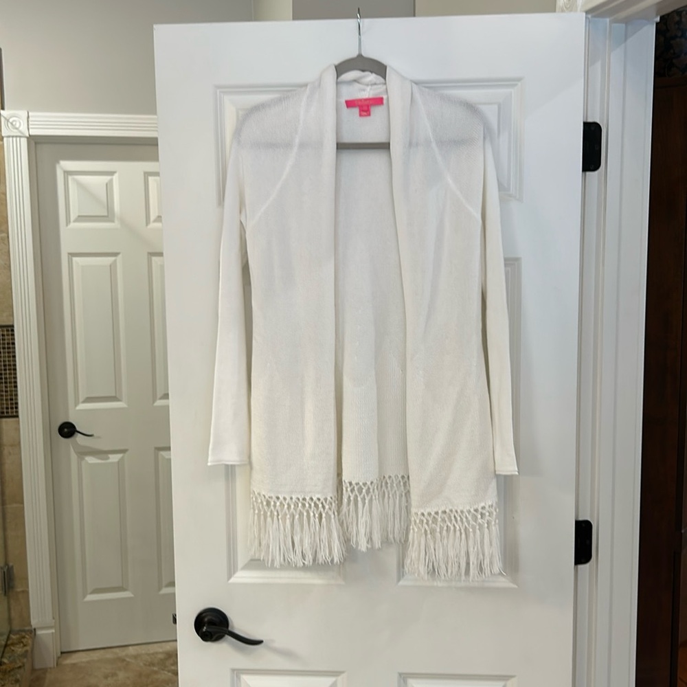 Lilly pulitzer long white cardigan with fringe hem. Size medium